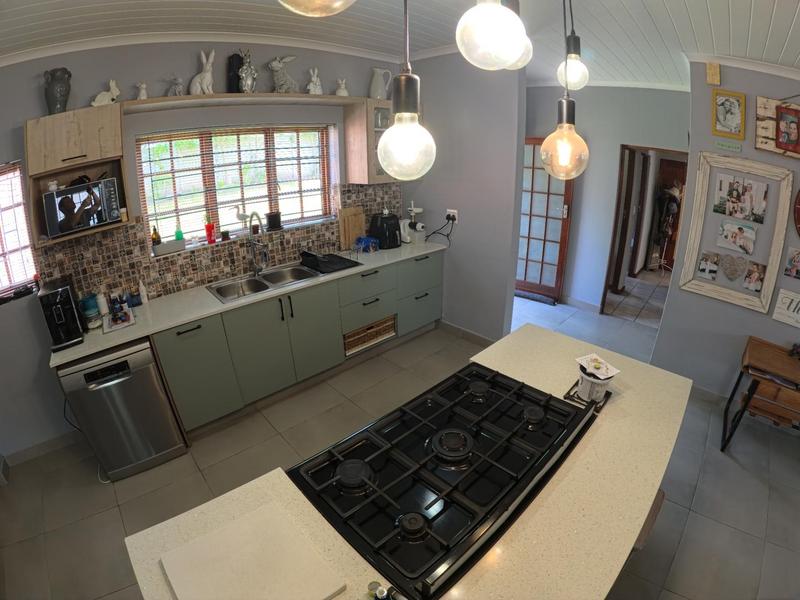 3 Bedroom Property for Sale in Twee Rivieren Western Cape